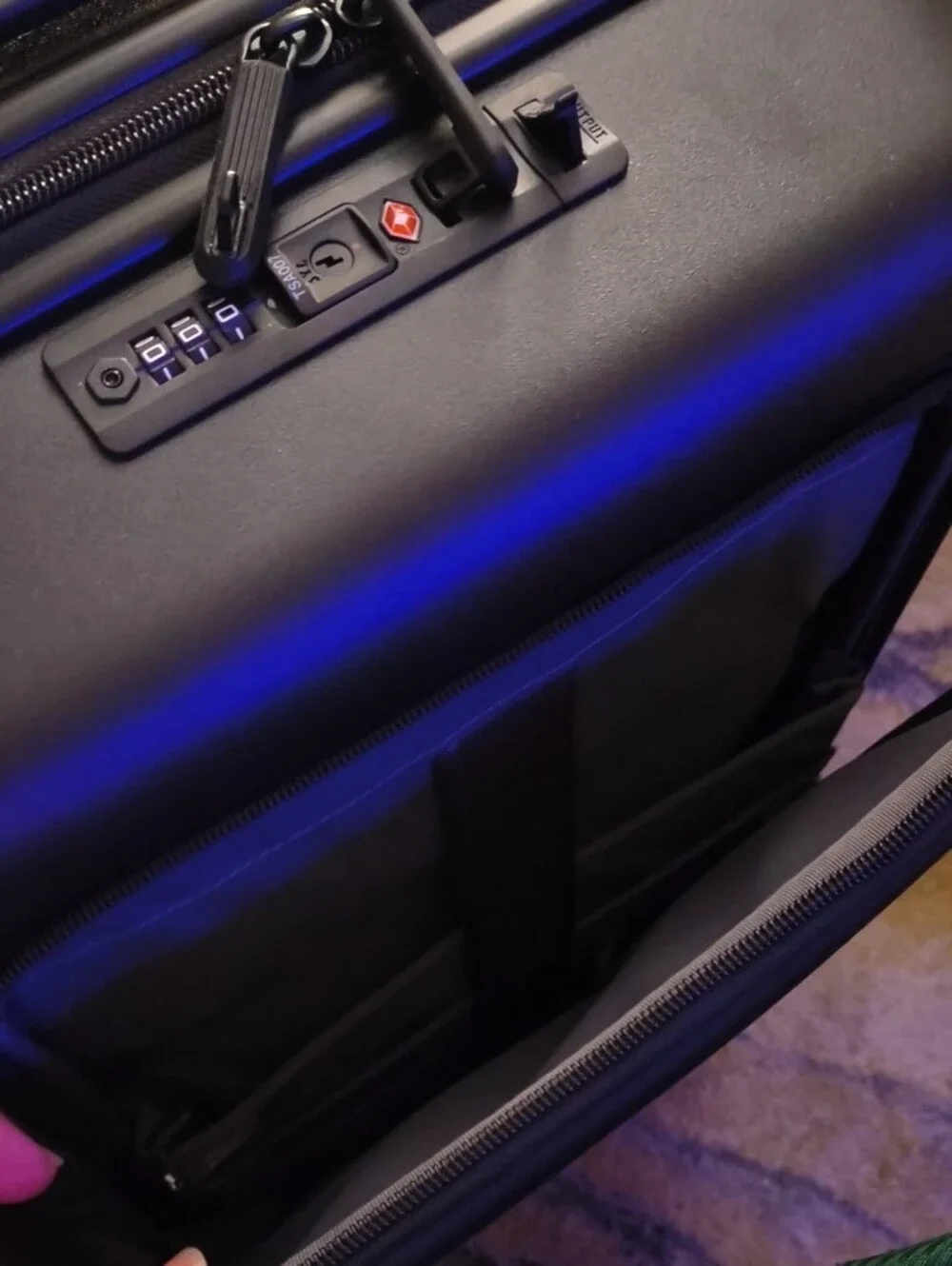 Samsonite durable hardshell